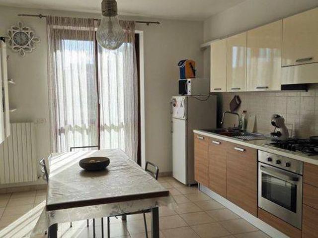 Appartamento in vendita a Strada, Marche