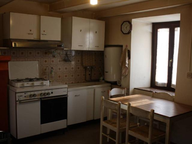 Appartamento in vendita a Strada, Marche