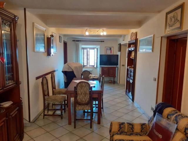 Appartamento in vendita a Marche, Macerata