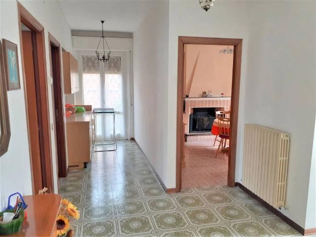 Appartamento in vendita a Strada, Marche