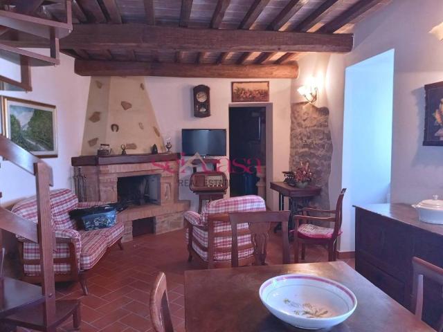 Appartamento in vendita a Cinigiano, Toscana