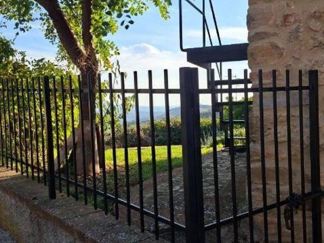 Appartamento in vendita a Cinigiano, Grosseto