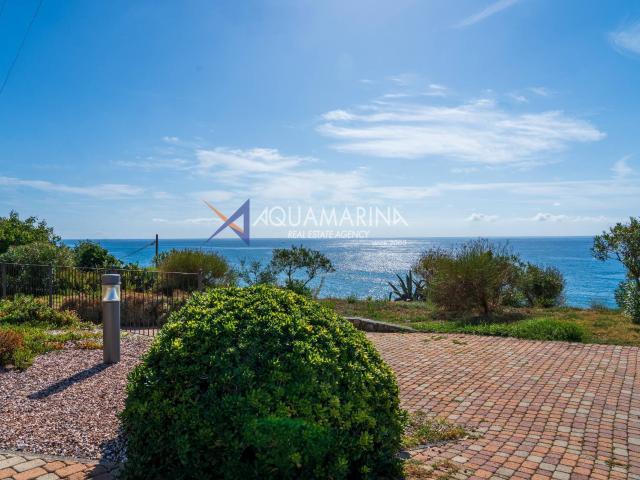Appartamento in vendita a Cipressa, Liguria