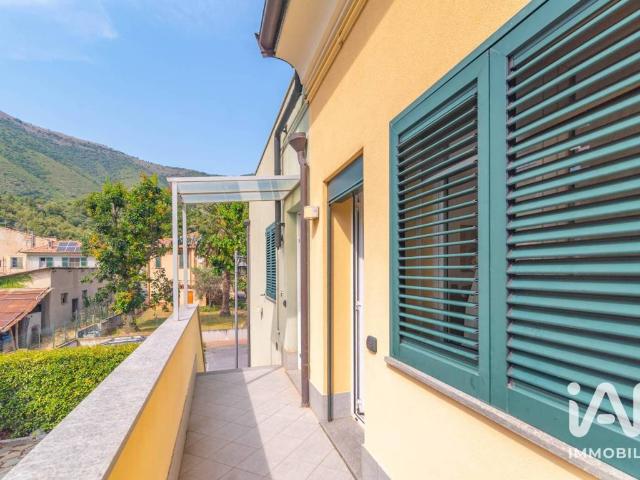 Appartamento in vendita a Cisano Sul Neva, Liguria