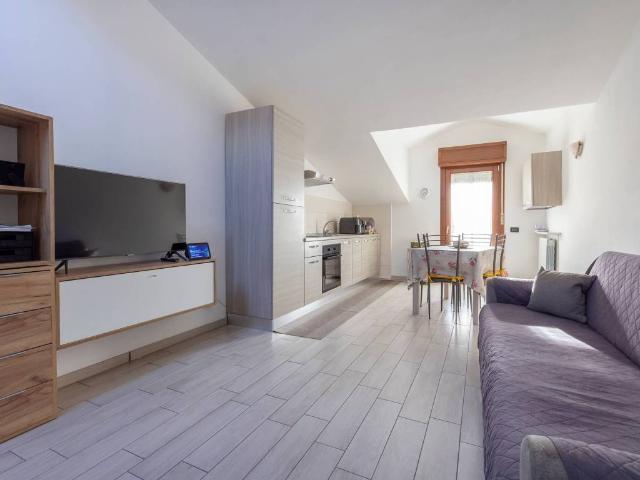 Appartamento in vendita a Cislago, Lombardia