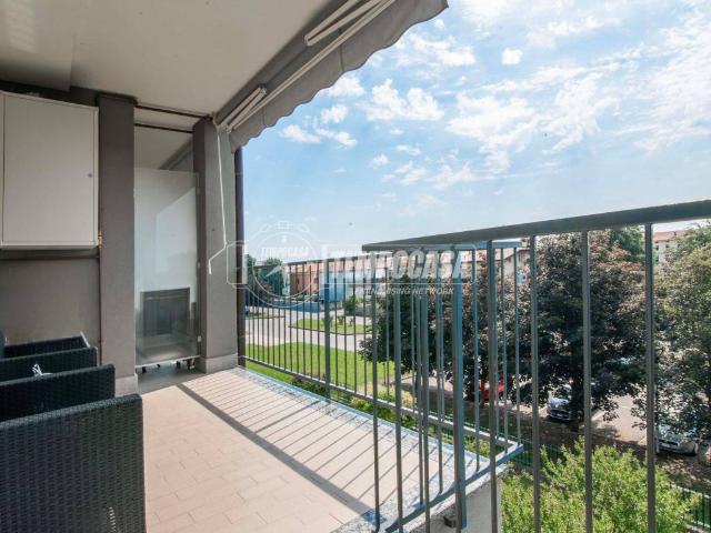 Appartamento in vendita a Cislago, Lombardia