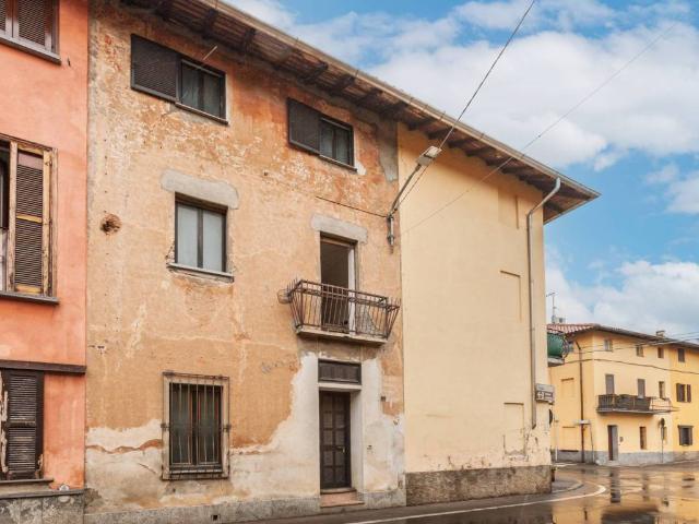 Appartamento in vendita a Cislago, Lombardia