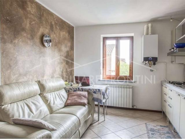 Appartamento in vendita a Cislago, Lombardia