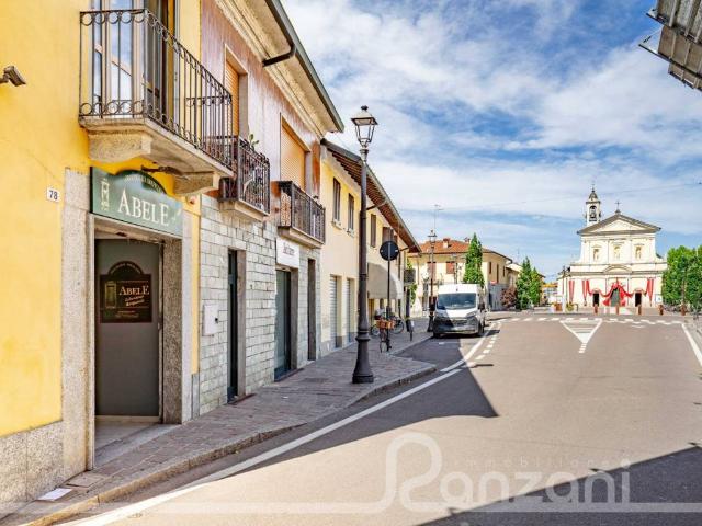 Appartamento in vendita a Cisliano, Lombardia