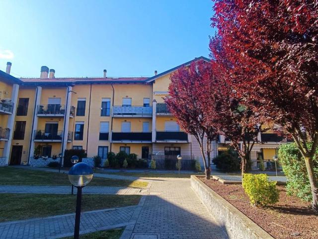 Appartamento in vendita a Cisliano, Lombardia