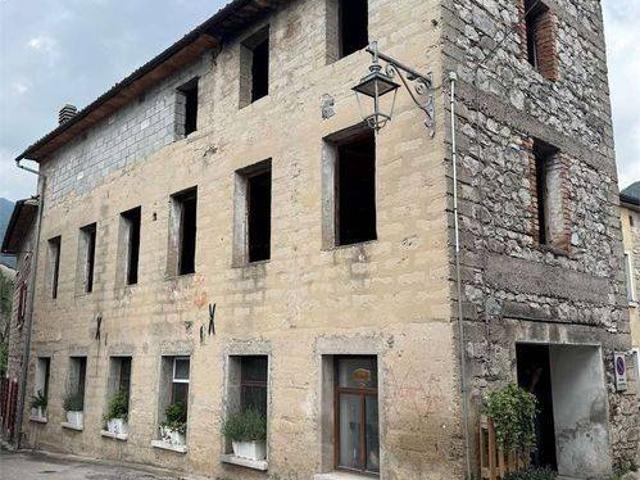 Appartamento in vendita a Cison Di Valmarino, Veneto