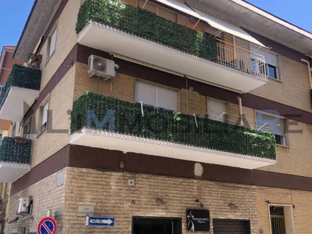 Appartamento in vendita a Cisterna Di Latina, Lazio
