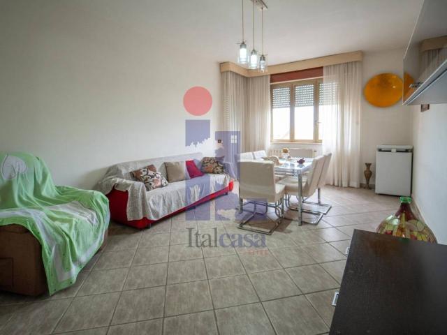 Appartamento in vendita a Quartiere San Valentino, Cisterna di Latina