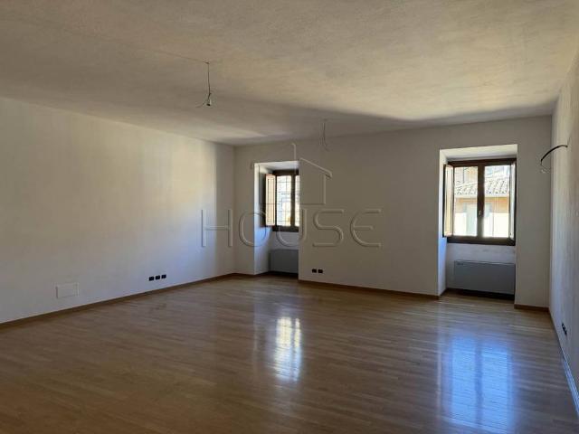 Appartamento in vendita a San Leo Bastia, Umbria