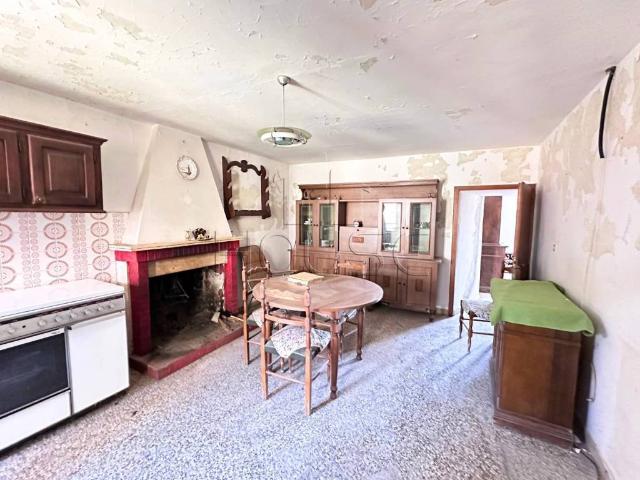 Appartamento in vendita a Badia Petroia, San Leo Bastia