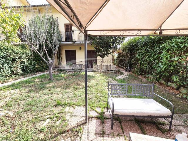 Appartamento in vendita a Fabbrecce, San Leo Bastia