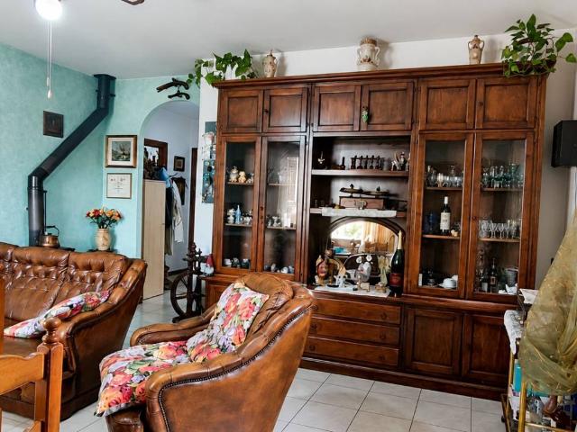 Appartamento in vendita a San Leo Bastia, Umbria