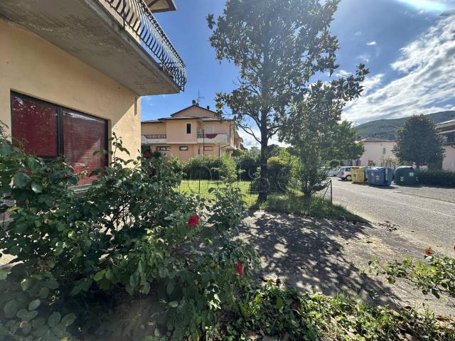 Appartamento in vendita a San Leo Bastia, Umbria
