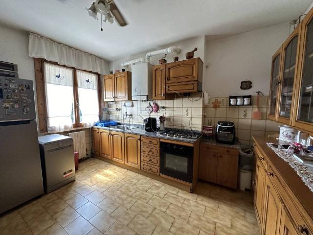 Appartamento in vendita a San Leo Bastia, Umbria