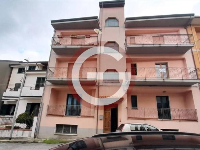 Appartamento in vendita a Calabria, Reggio Calabria