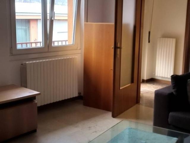 Appartamento in vendita a Civate, Lombardia