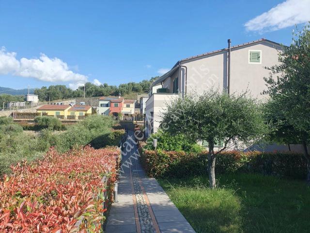 Appartamento in vendita a Civezza, Liguria