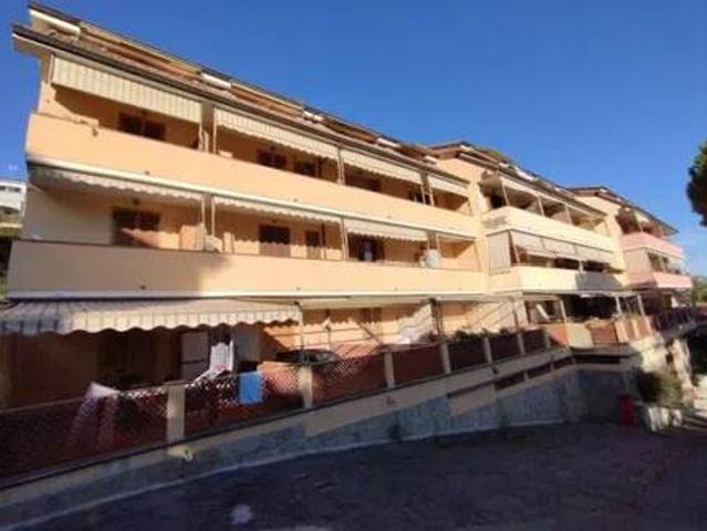 Appartamento in vendita a Civezza, Liguria