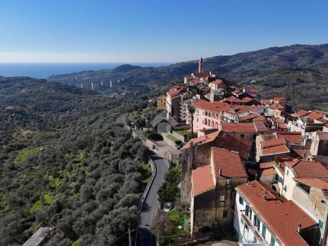 Appartamento in vendita a Civezza, Liguria