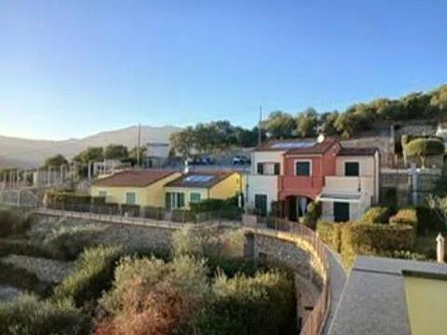 Appartamento in vendita a Civezza, Liguria