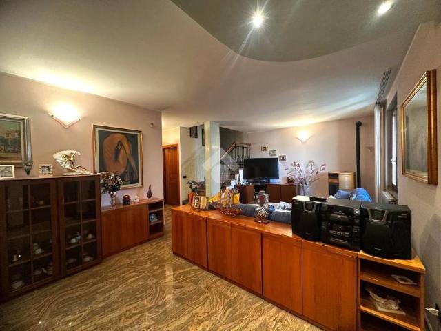 Appartamento in vendita a Cividate al Piano, Bergamo