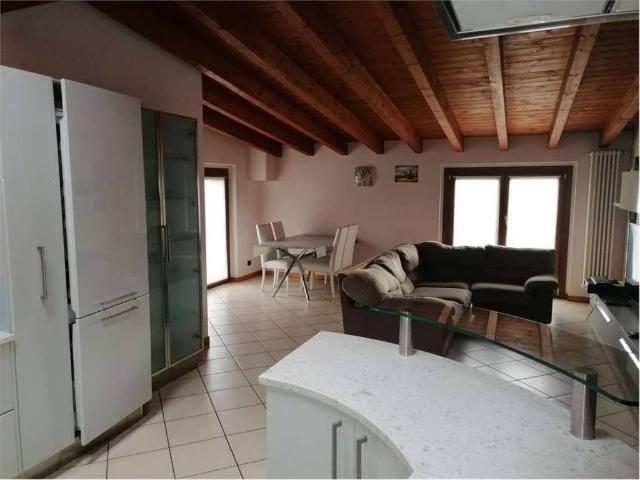 Appartamento in vendita a Cividate al Piano, Bergamo