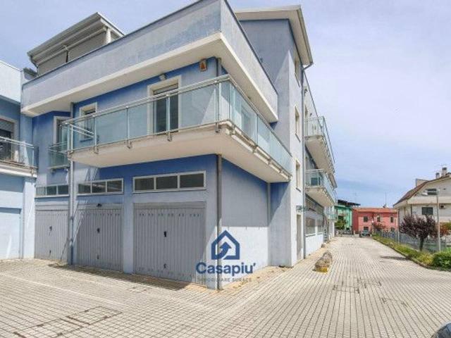 Appartamento in vendita a Contrada Celeste, Marche