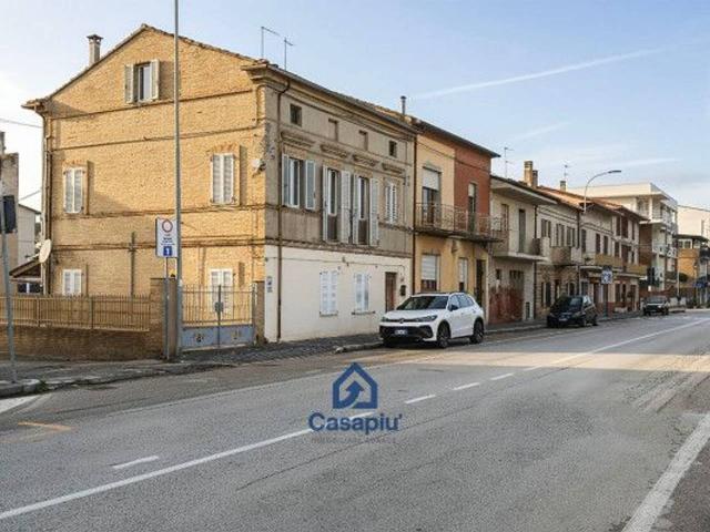 Appartamento in vendita a Contrada Celeste, Marche