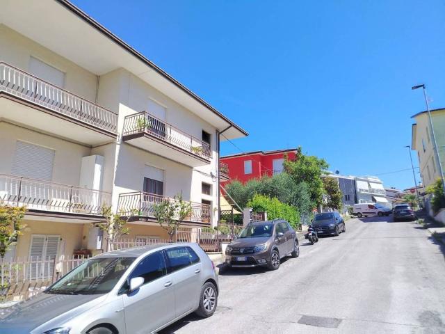 Appartamento in vendita a Contrada Maranello, Marche