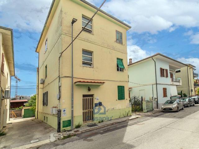 Appartamento in vendita a Castelletta I, Marche