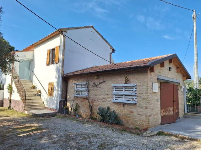 Appartamento in vendita a Contrada Grazie, Marche