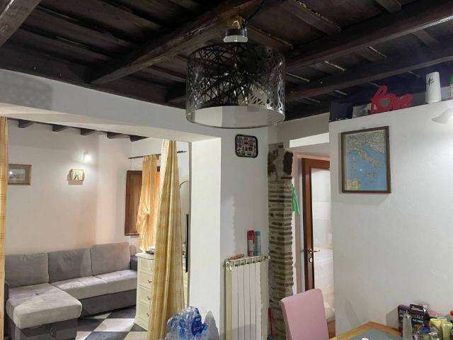 Appartamento in vendita a Borgo Odescalchi, Roma Capitale