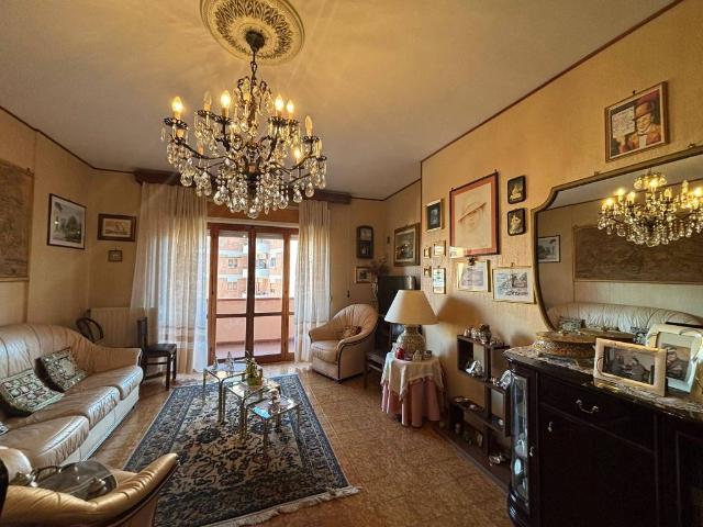 Appartamento in vendita a Cisterna Faro, Roma Capitale
