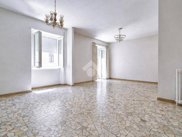 Appartamento in vendita a Borgo Odescalchi, Roma Capitale