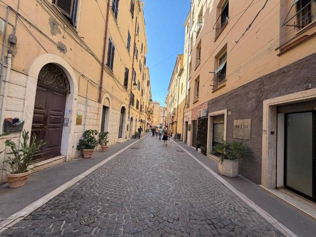 Appartamento in vendita a Borgo Odescalchi, Roma Capitale