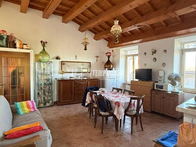 Appartamento in vendita a Unione dei Comuni della Val Vibrata, Civitella Del Tronto