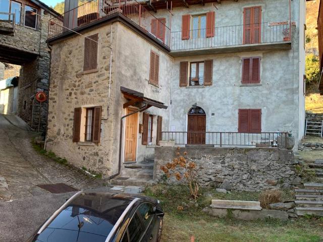 Appartamento in vendita a Civo, Lombardia