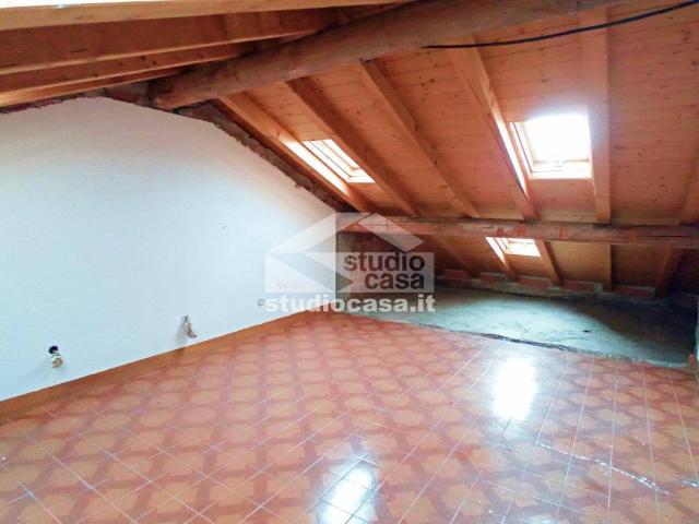 Appartamento in vendita a Fiorine, Clusone