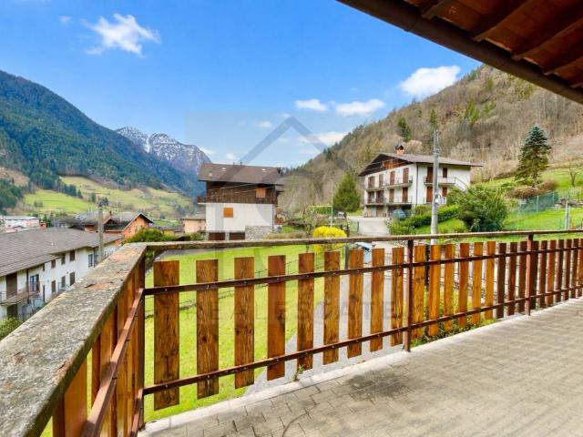 Appartamento in vendita a Fiorine, Clusone