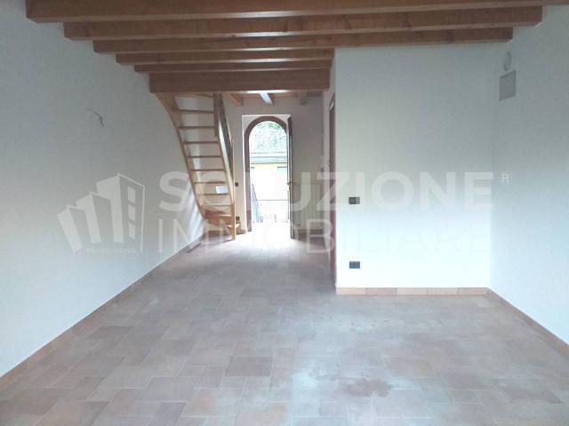 Appartamento in vendita a Clusone, Lombardia