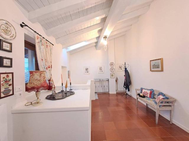 Appartamento in vendita a Clusone, Lombardia