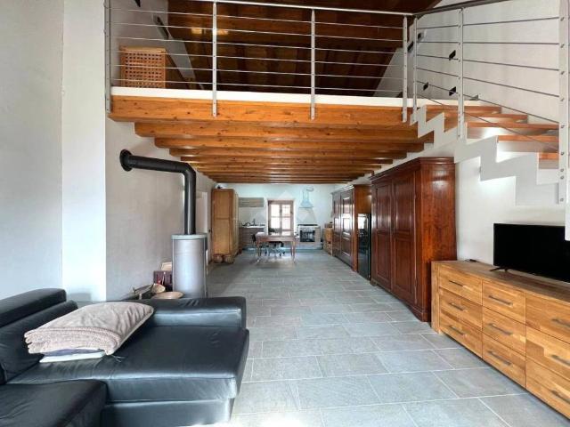 Appartamento in vendita a Clusone, Lombardia