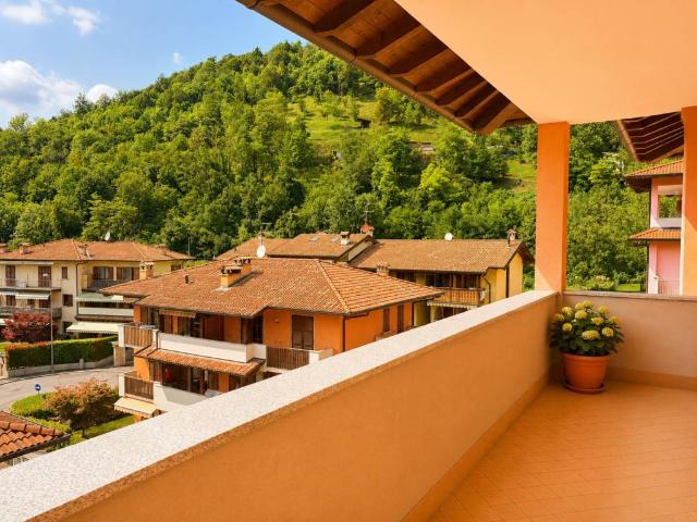 Appartamento in vendita a Frere, Clusone