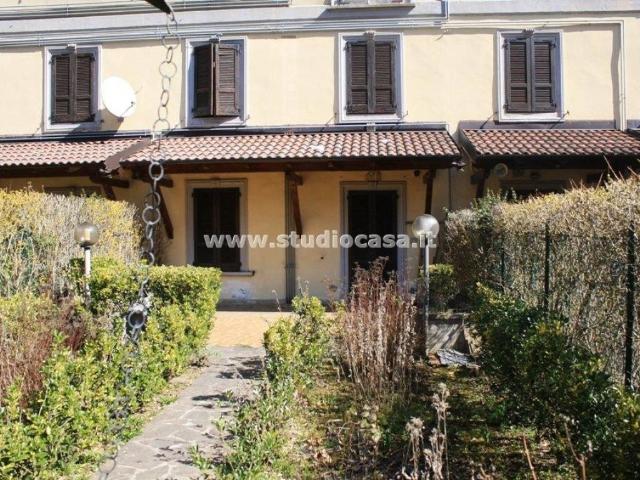 Appartamento in vendita a Clusone, Lombardia