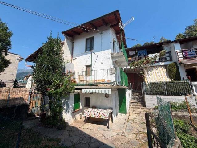 Appartamento in vendita a Ruadamonte, Piemonte